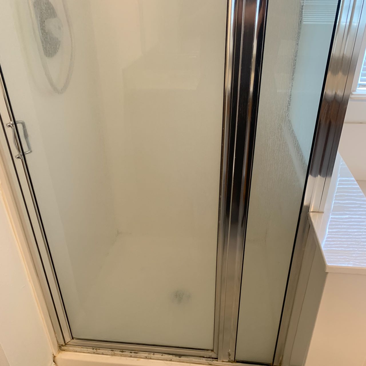 24914-Spring-bathroom-remodeling (2)
